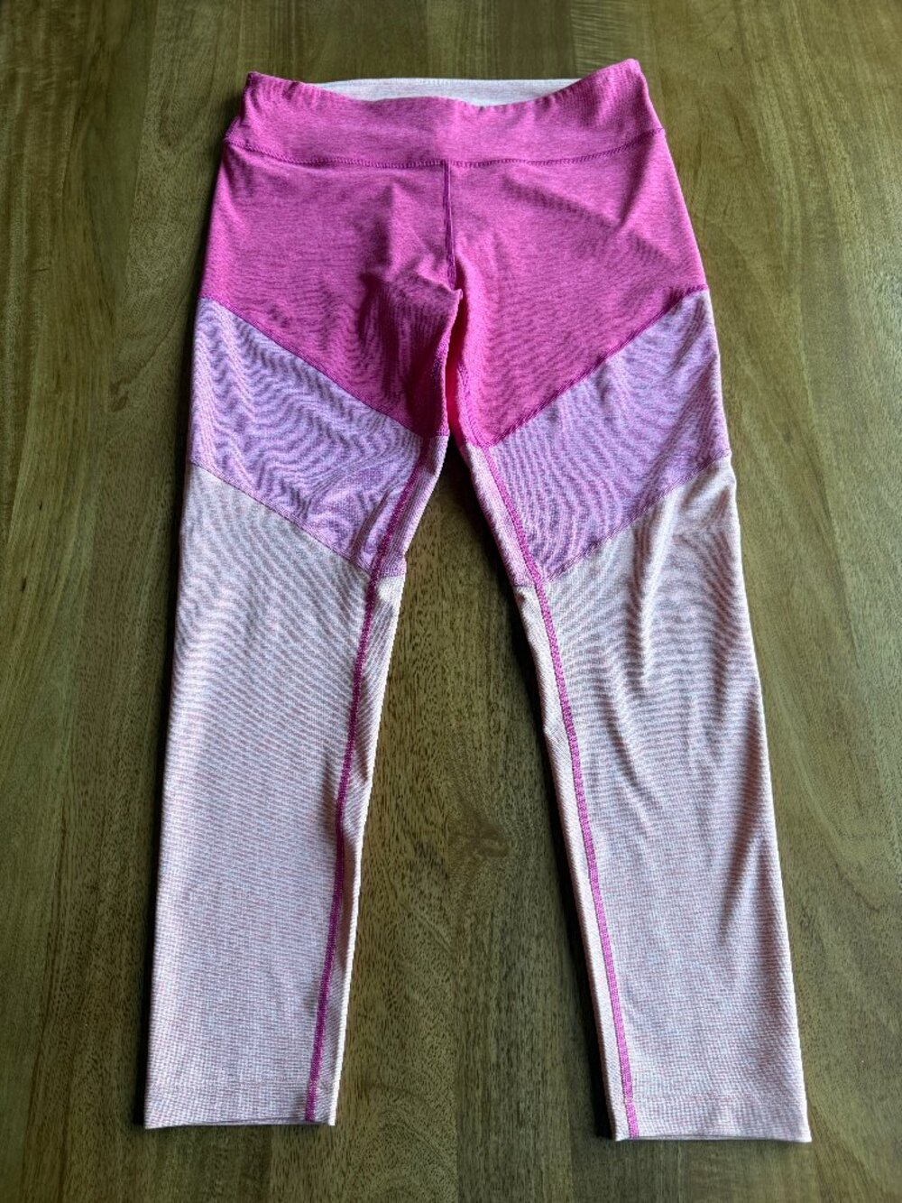 Outdoor Voices Springs 7/8 Legging in the popular Flamingo/Rose/Clay tri-tone XL